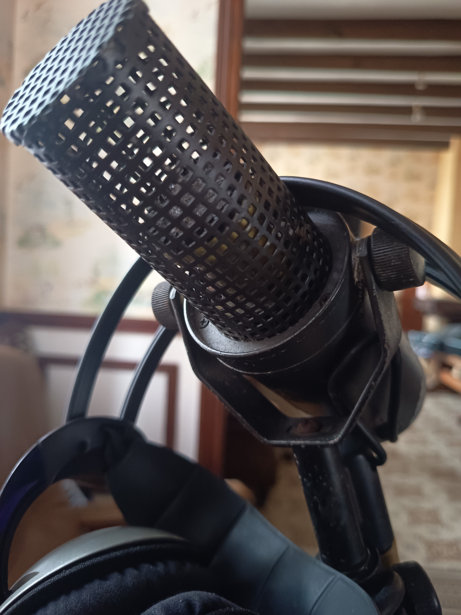 Microphone de studio et casque audio